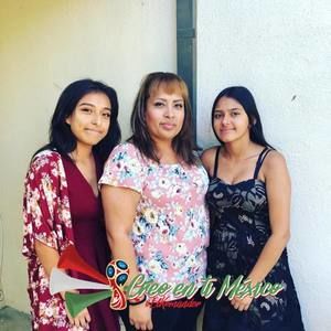 Meet your Posher, Elisa